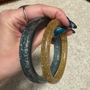 2 Splendette glitter bangle pinup bracelets blue gold